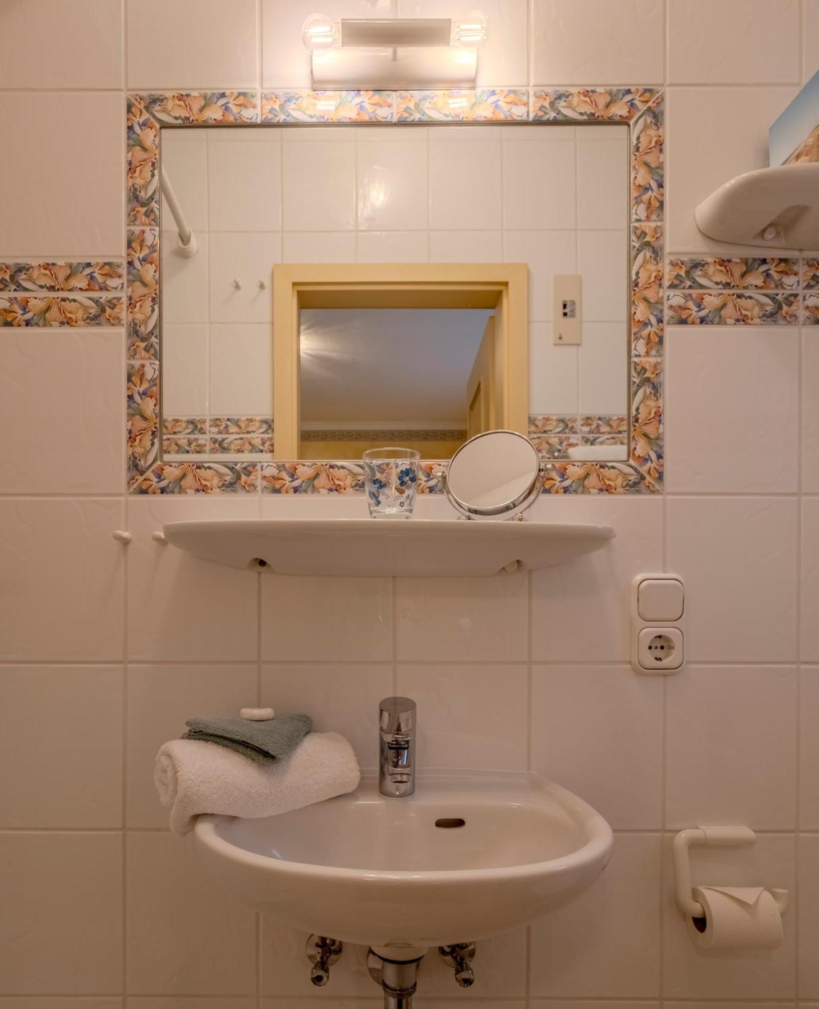 Hotel Wiesbaden Wenningstedt-Braderup Luaran gambar